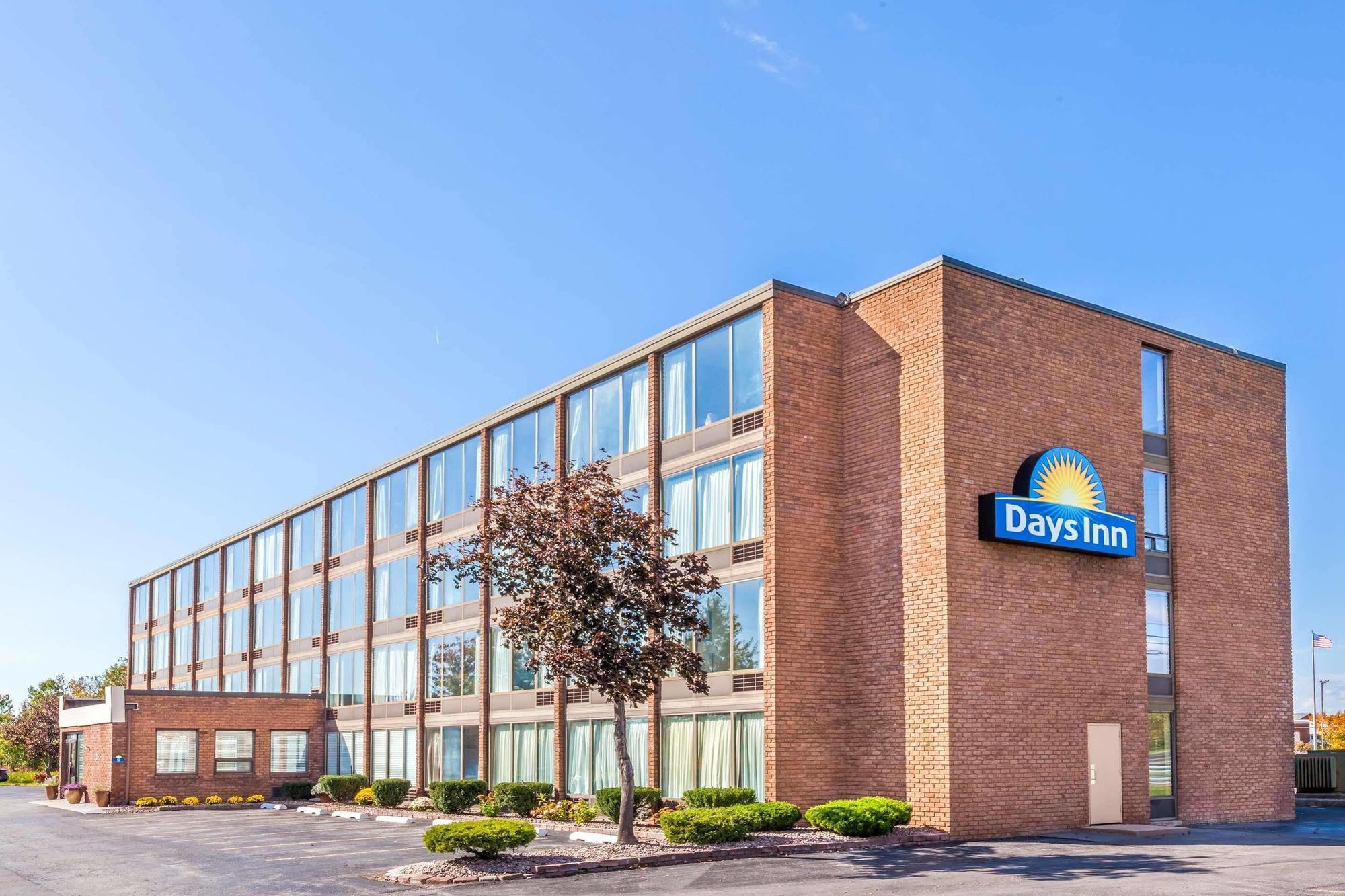 Days Inn Syracuse Източна Сиракуза Екстериор снимка